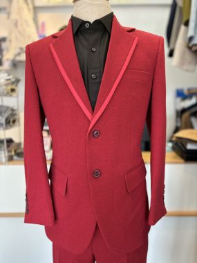 Red Cherry Suit Viền Cổ